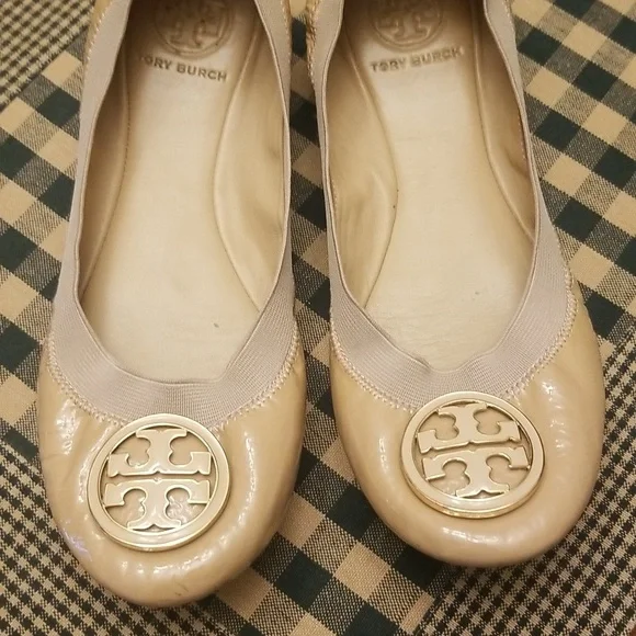 Tan leather Tory Burch ballet flats. Size 7 - Picture 2 of 9